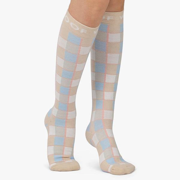 //hk.drwoofapparel.com/cdn/shopifycloud/storefront/assets/no-image-2048-a2addb12_grande.gif